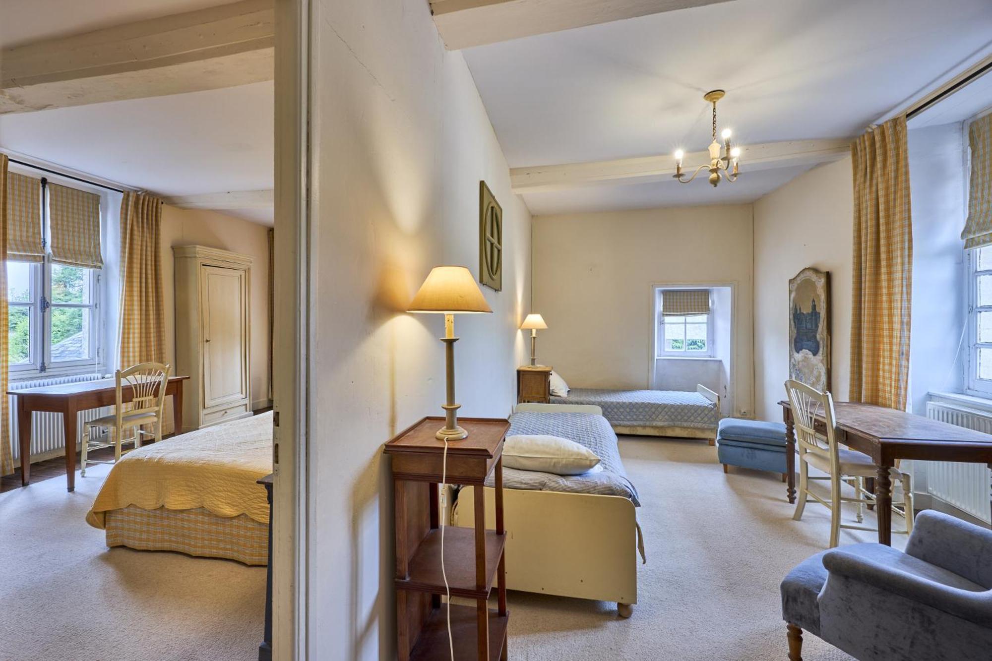 Bed and Breakfast Manoir Du Quesnay Mandeville-en-Bessin Zimmer foto