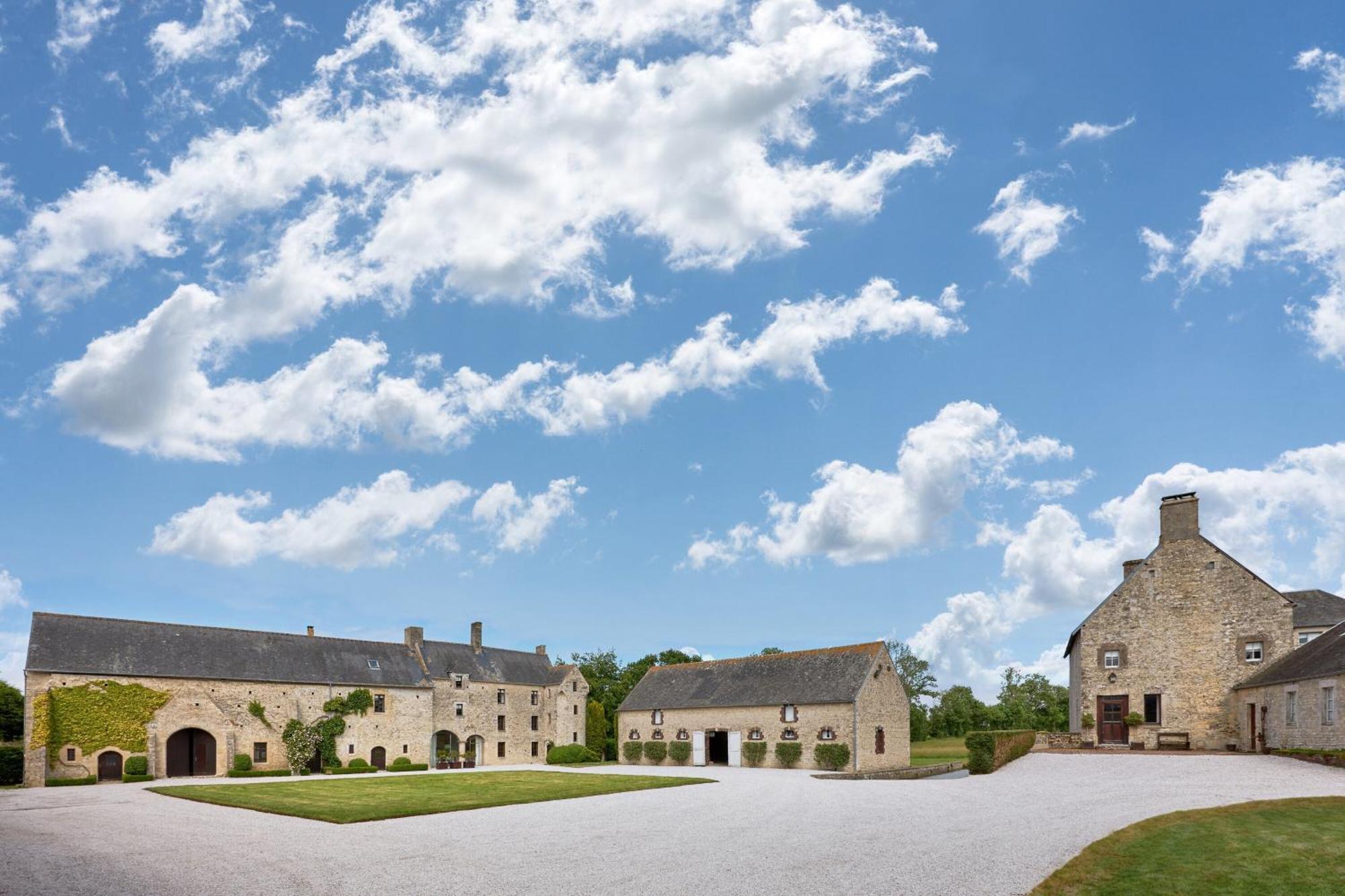 Bed and Breakfast Manoir Du Quesnay Mandeville-en-Bessin Zimmer foto