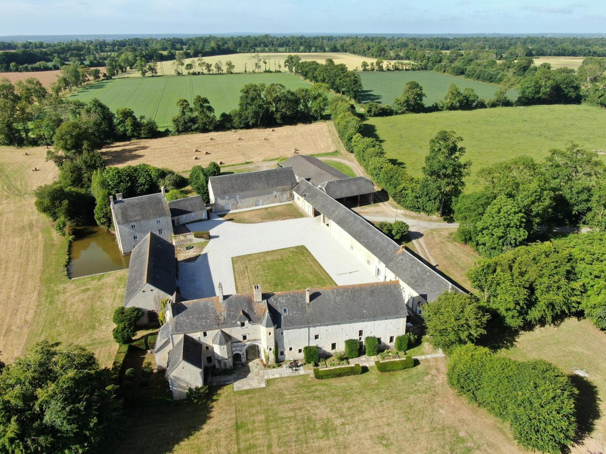 Bed and Breakfast Manoir Du Quesnay Mandeville-en-Bessin Exterior foto